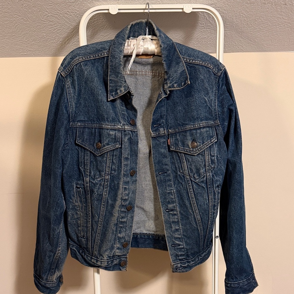 Levi's VINTAGE 80s denim trucker jacket 71506-0216  size 42L